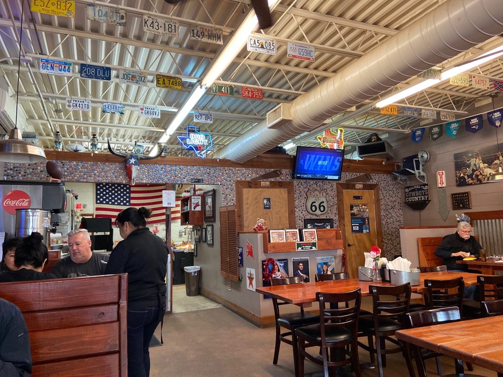 Porky's Pit BBQ & Catering, South Padre Island Roadtrippers