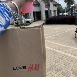 H&M
