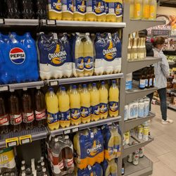 Migros - Orangina: my favorite but do you not have smaller bottle?