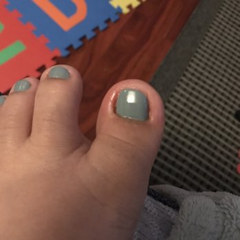 A.T. Beauty Spa - Worst pedicure!! - Nail Salons Near Me - San Francisco, California A.T. Beauty Spa - Worst pedicure!! - Nail Salons Near Me - San Francisco, California