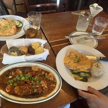 The Palace Grill - Chicken Tchoupitoulas Jambalaya Sauce Piquante - Cajun/Creole Near Me - Santa Barbara, California