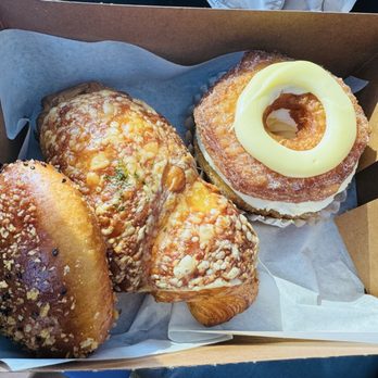 Paris Baguette - Pastries - Bakeries Near Me - Cupertino, California Paris Baguette - Pastries - Bakeries Near Me - Cupertino, California
