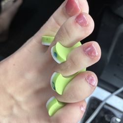 LA Nails - Basic pedi
