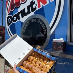DonutNV - Frisco - Raspberry streusel, fruity pebbles, cinnamon roll, strawberry shortcake (bottom to top)