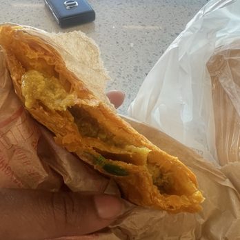 Juici Patties - Curry chicken patty - Comfort Food Near Me - Lauderdale Lakes, Florida Juici Patties - Curry chicken patty - Comfort Food Near Me - Lauderdale Lakes, Florida