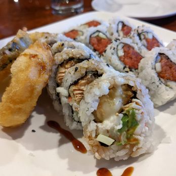 Yen Sushi & Sake Bar - Sushi Bars Near Me - Phoenix, Arizona Yen Sushi & Sake Bar - Sushi Bars Near Me - Phoenix, Arizona
