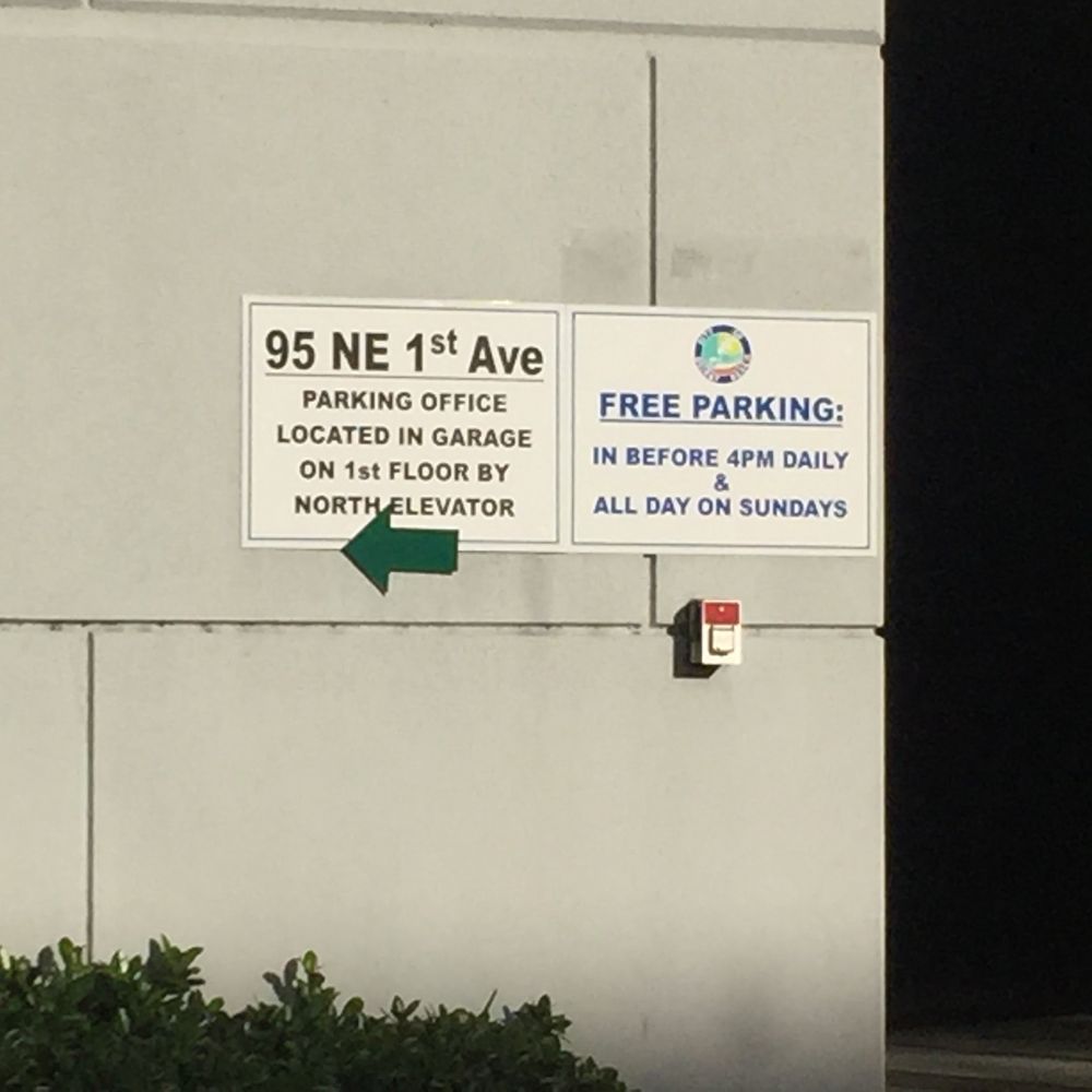 Old School Square Parking Garage - Parking Garage signs - Parking Near Me - Delray Beach, Florida Old School Square Parking Garage - Parking Garage signs - Parking Near Me - Delray Beach, Florida
