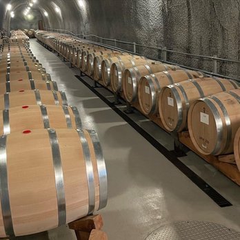 Pine Ridge Vineyards - Wineries Near Me - Napa, California Pine Ridge Vineyards - Wineries Near Me - Napa, California