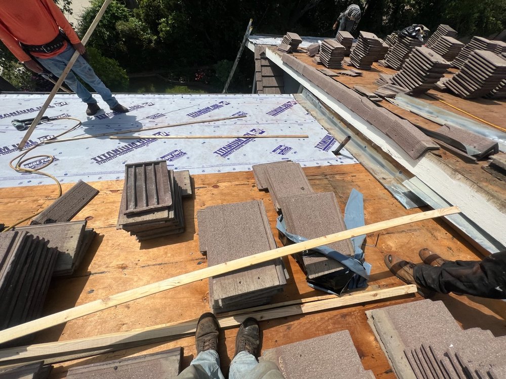 Slide of Meyers Roofing