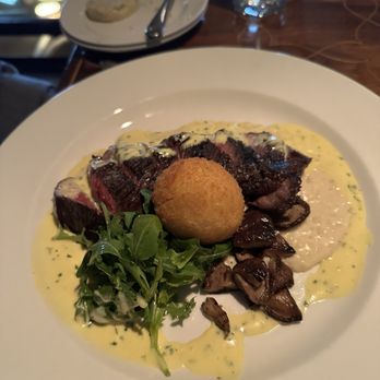 Eleven - Steak and eggs - New American Near Me - Pittsburgh, Pennsylvania Eleven - Steak and eggs - New American Near Me - Pittsburgh, Pennsylvania