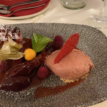 Schweigers Landgasthof - Plum dessert - Hotels Near Me - Wartenberg, BY