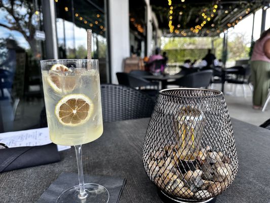 Renzo's Trattoria and Pizzeria by null