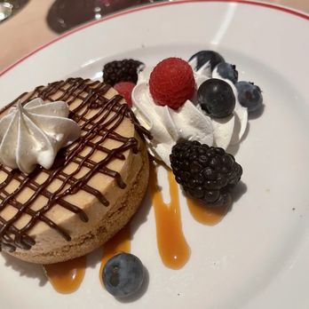 Primarily Prime Rib - Peanut Butter Graham Crunch Cake - Steakhouses Near Me - Las Vegas, Nevada Primarily Prime Rib - Peanut Butter Graham Crunch Cake - Steakhouses Near Me - Las Vegas, Nevada