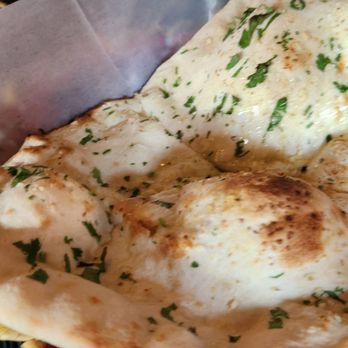 Khan Saab Desi Craft Kitchen - Garlic naan - Pakistani Near Me - Fullerton, California