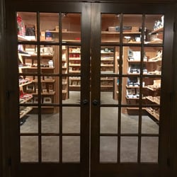 Robusto & Briar