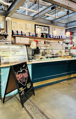The Little Tart Bakeshop by null