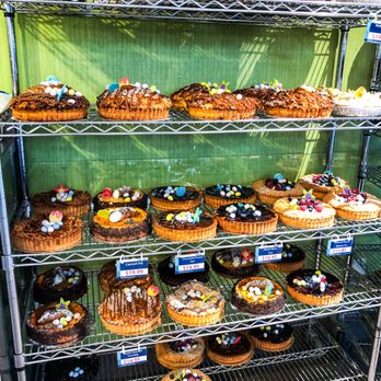 Sanremo Bakery - Bakeries Near Me - Etobicoke, Ontario