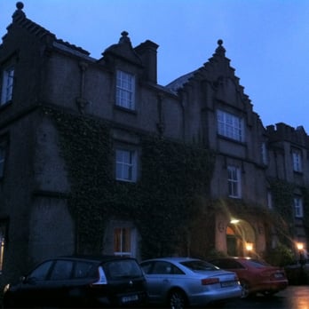 Ballynahinch Castle Hotel - A bit dark... - Hotels Near Me