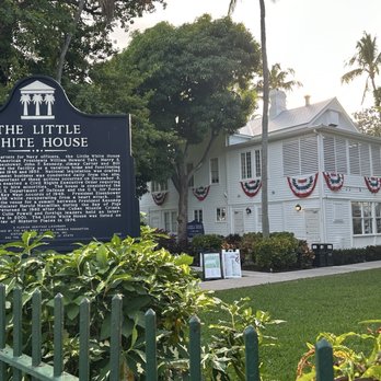 Truman Little White House - Museums Near Me - Key West, Florida