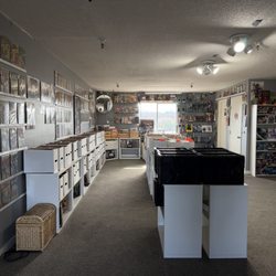 Harvey Doss Comics and Collectibles