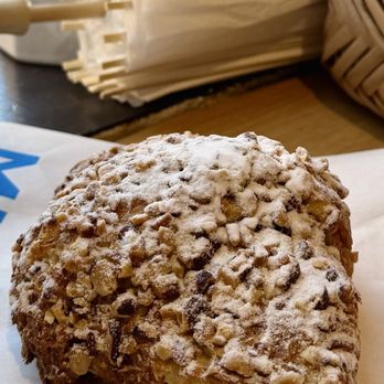 Miopane - Almond croissant - Bakeries Near Me - Pasadena, California