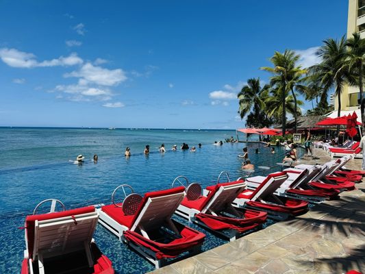 Sheraton Waikiki Beach Resort by null