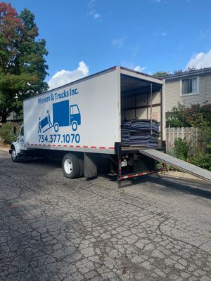 House Apartment and Storage Moving. Movers on the MOVE - Moving a 3 Bedroom home Need Movers? Got Movers? office 734-377-1070 House Apartment and Storage Moving. Movers on the MOVE - Moving a 3 Bedroom home Need Movers? Got Movers? office 734-377-1070