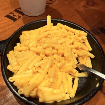 Bubba Gump Shrimp - Mac n cheese - kids meal - Seafood Near Me - Universal City, California Bubba Gump Shrimp - Mac n cheese - kids meal - Seafood Near Me - Universal City, California