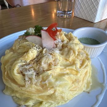 Di Fiora - Dungeness Crab Fried Rice ~ - Asian Fusion Near Me - Seattle, Washington Di Fiora - Dungeness Crab Fried Rice ~ - Asian Fusion Near Me - Seattle, Washington