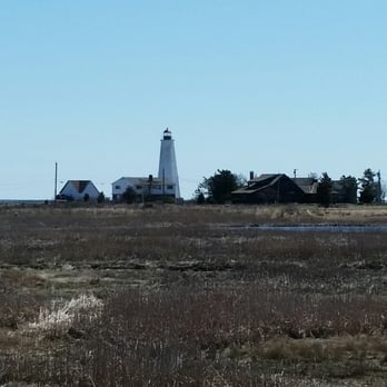 Lynde Point Lighthouse - Lighthouse from a distance - Landmarks & Historical Buildings Near Me Lynde Point Lighthouse - Lighthouse from a distance - Landmarks & Historical Buildings Near Me