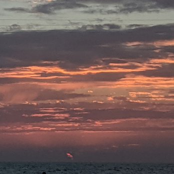 Holmes Beach - just beautiful sunsets - Beaches Near Me - Holmes Beach, Florida