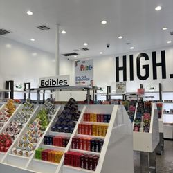 HIGH in Northridge Dispensary - Center stations