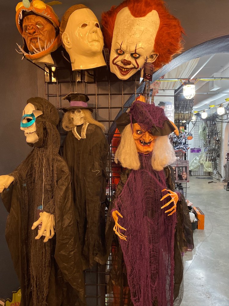 HALLOWEEN MEGASTORE Updated September 2024 221 NE 17th St, Miami