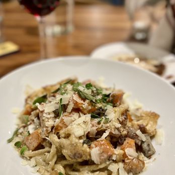 Piatti - Bucatini - Italian Near Me - Sacramento, California
