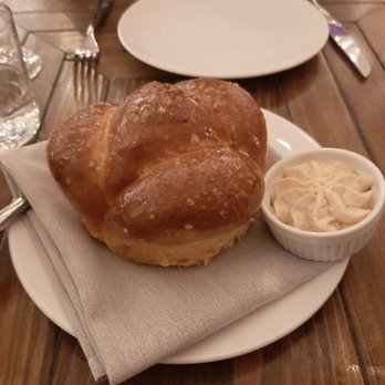 Hippo - Hippo bread. - American Near Me - Los Angeles, California Hippo - Hippo bread. - American Near Me - Los Angeles, California