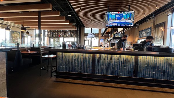 Bj's Restaurant & Brewhouse Lansing Photos BJ’S RESTAURANT & BREWHOUSE - Updated July 2025 - 66 Photos & 126