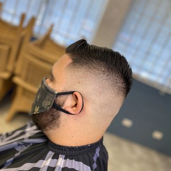 TapatCutz - High skin fade combover - Barbers Near Me - Waipahu, Hawaii TapatCutz - High skin fade combover - Barbers Near Me - Waipahu, Hawaii