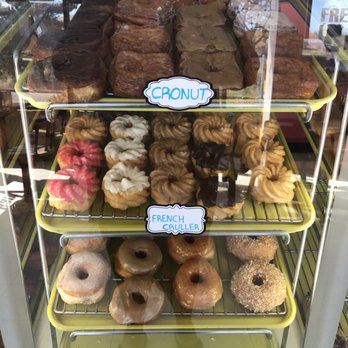 Dolly's Donuts - Donuts Near Me - Morro Bay, California