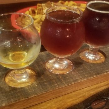 Fibs Brewing - Beeer - Breweries Near Me - Des Plaines, Illinois