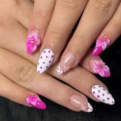 Golden File Nail Spa