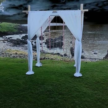 Makena Weddings - Awesome funky picture taken by Makena Weddings of our altar - Wedding Planning Near Me - Kihei, Hawaii Makena Weddings - Awesome funky picture taken by Makena Weddings of our altar - Wedding Planning Near Me - Kihei, Hawaii