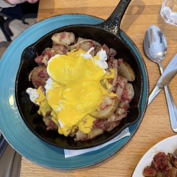 Altea's Eatery - Corned Beef Hash - Breakfast & Brunch Near Me - Worcester, Massachusetts