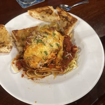 Waterworks Restaurant - Chicken Parmesan - Pubs Near Me - Rockland, Maine
