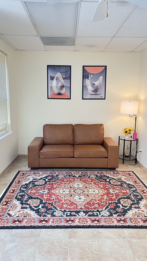 RELAXATION MASSAGE THERAPY & SPA Updated August 2024 4328 Evergreen