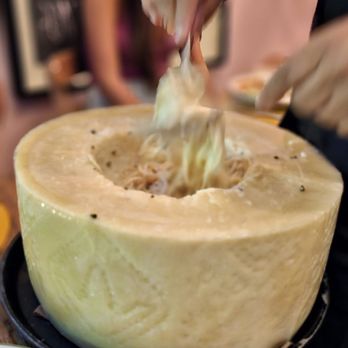 Cacio E Pepe - Cacio e pepe - Italian Near Me - New York, New York Cacio E Pepe - Cacio e pepe - Italian Near Me - New York, New York