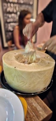 Cacio e Pepe by null