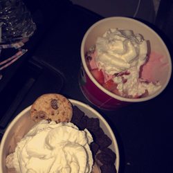 sweetFrog Premium Frozen Yogurt