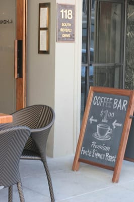 Honor Bar by null