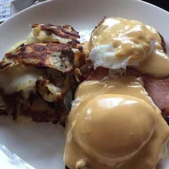 Cafe M - Eggs benedict - Breakfast & Brunch Near Me - Berkeley, California Cafe M - Eggs benedict - Breakfast & Brunch Near Me - Berkeley, California