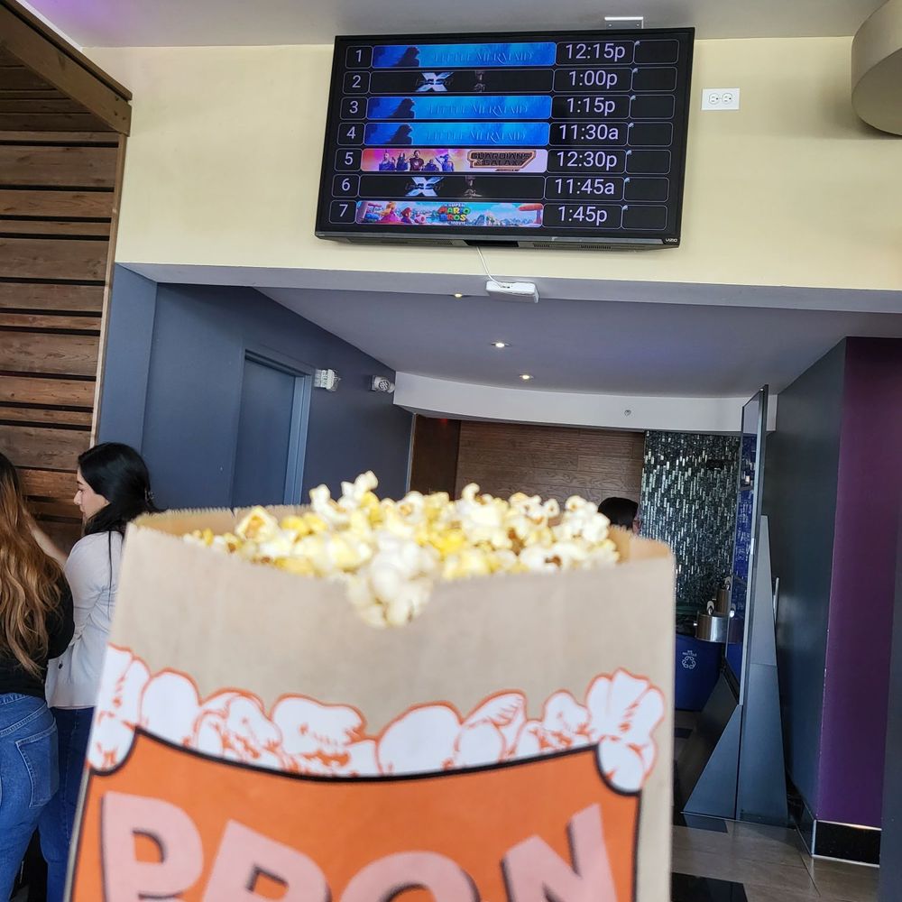 CineLux Almaden Cinema - Cinema Near Me - San Jose, California CineLux Almaden Cinema - Cinema Near Me - San Jose, California